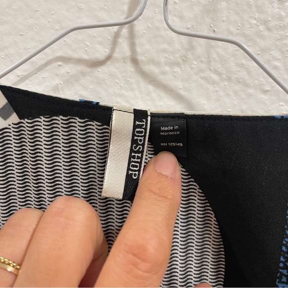 Topshop geometric print motorcycle style jacket Sz 4 - Picture 6 of 7